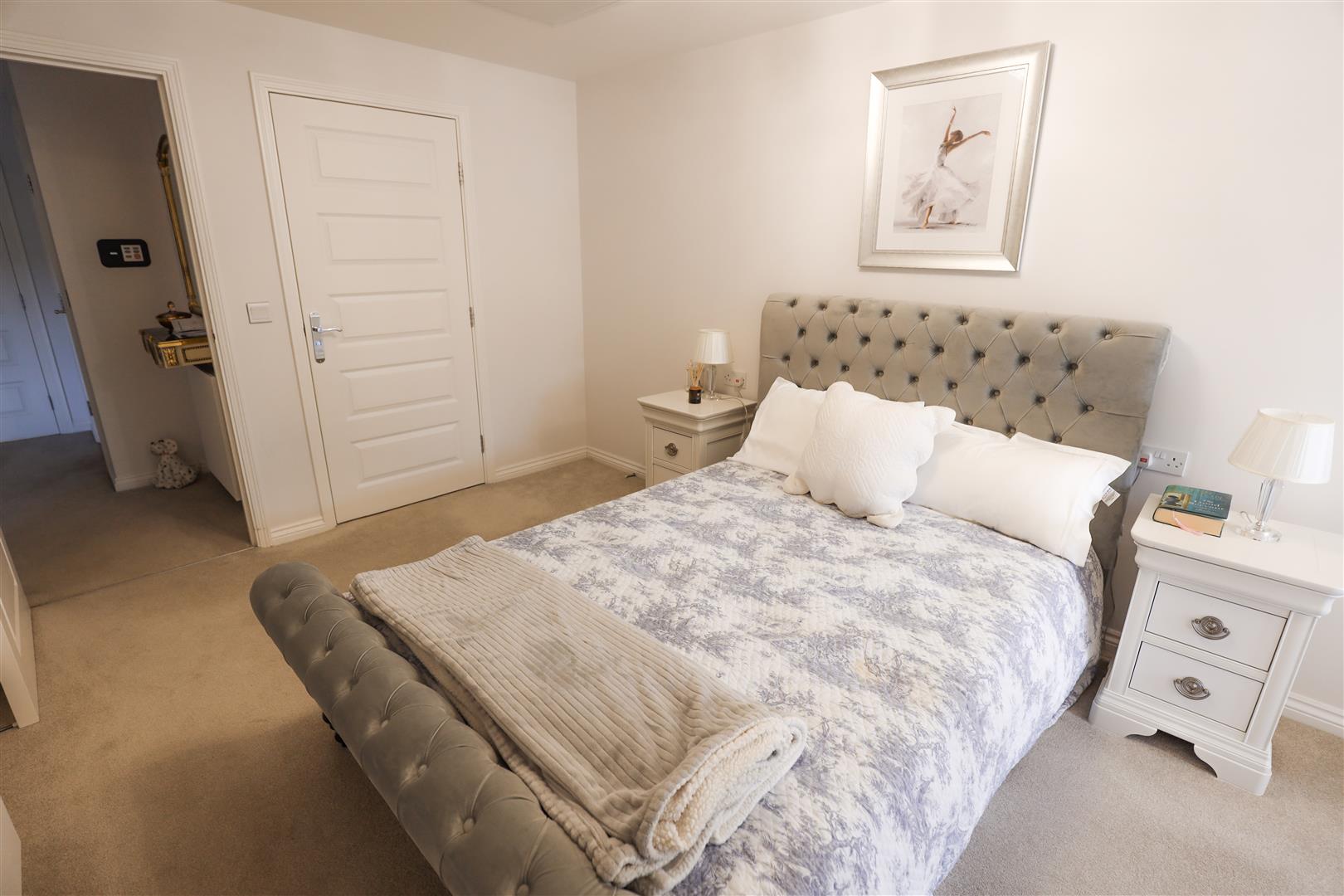34 De Clare Lodge, Westgate, Cowbridge, Vale of Glamorgan, CF71 7FR